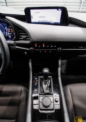Mazda 3 cena 83333 przebieg: 14000, rok produkcji 2019 z Karpacz małe 529